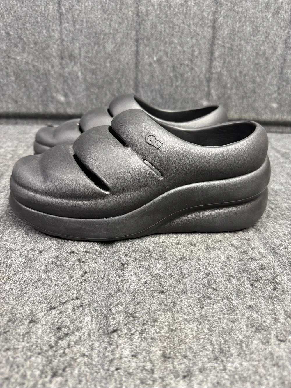 UGG branded textured